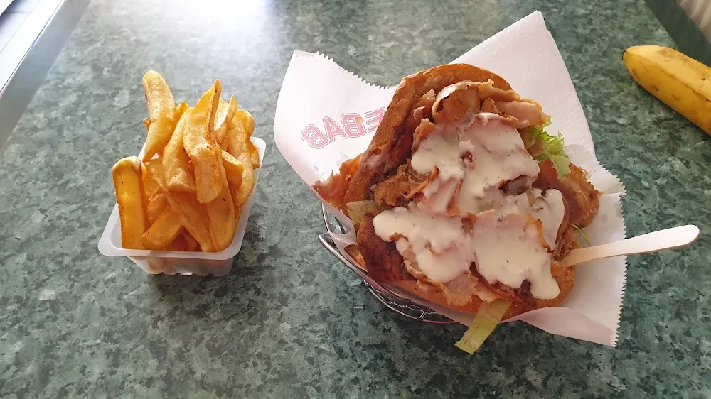 Döner Kebab Mit Pommes